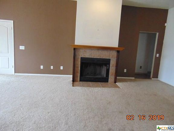 5th image of 204 Cobblestone Dr