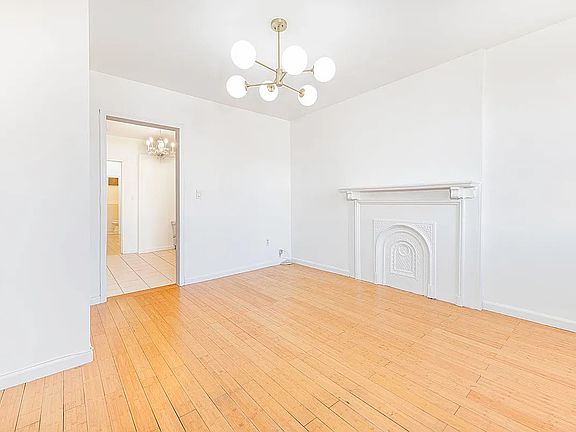 3rd image of 242 Mulberry St APT 22