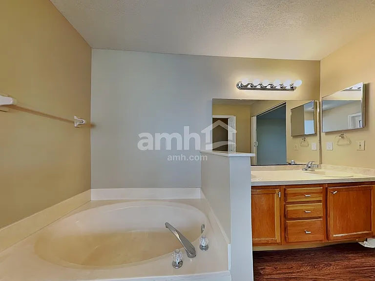 1056 Condor Pl — Photo 11