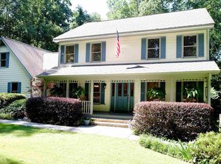 145 Regal Oak Ct, Tyrone, GA 30290