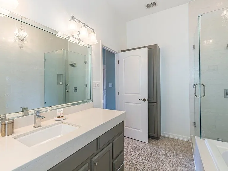 118 E Constellation Dr #A — Photo 5
