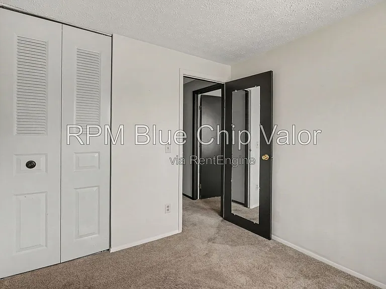 11674 Greenhaven Ct — Photo 18