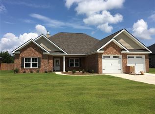 591 Sunwood Dr, Smiths Station, AL 36877