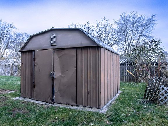 5th image of 1325 N Arthur Burch Dr #Ad-10