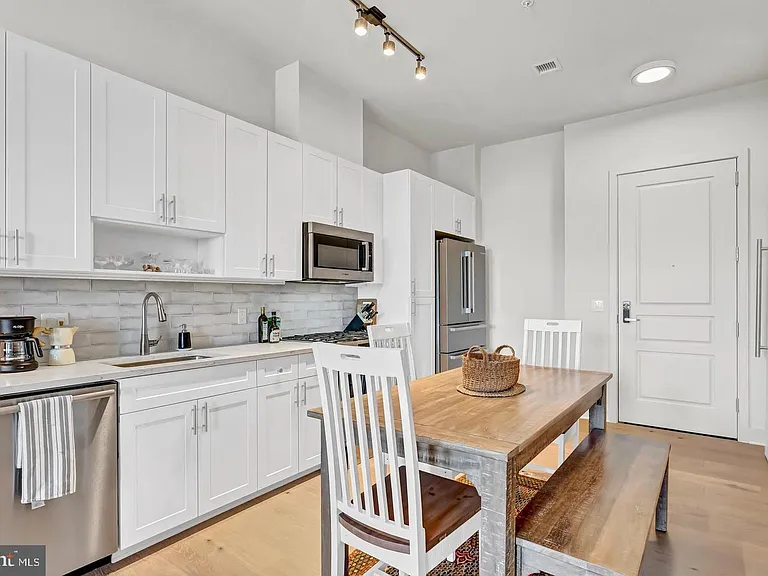 6803 Cameron Dr NW #514 — Photo 15