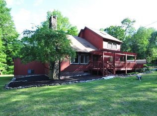 264 Kings Pond Rd, East Stroudsburg, PA 18301
