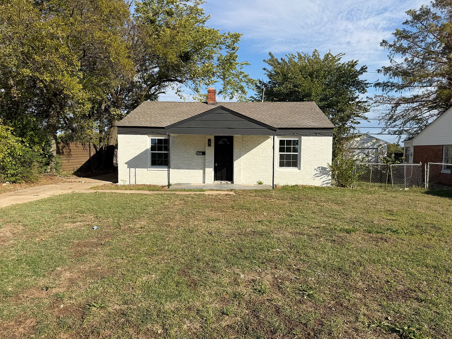 2 bed, 917 sqft, $1,200 — Photo 2