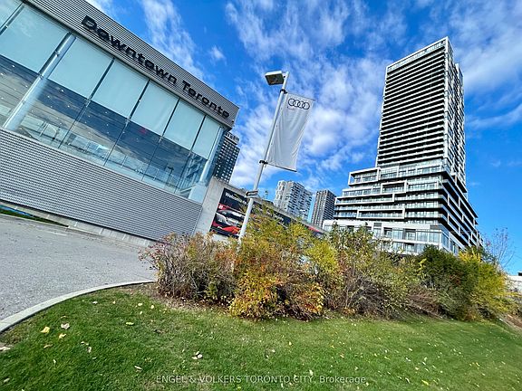 2nd image of 5 Defries St #514