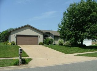 2809 Valley Ave NW, Grand Rapids, MI 49544