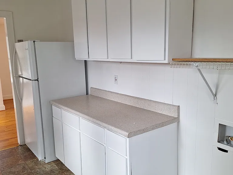 450 Highland Ave NW — Photo 12
