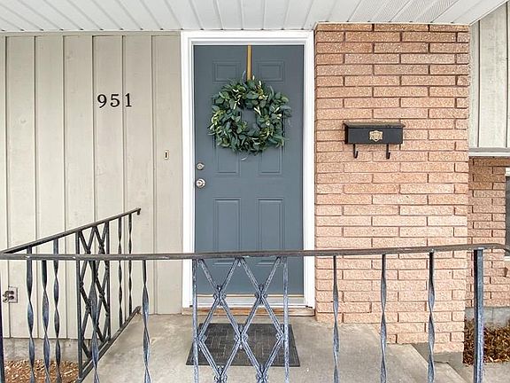 2nd image of 951 Jefferson Ave