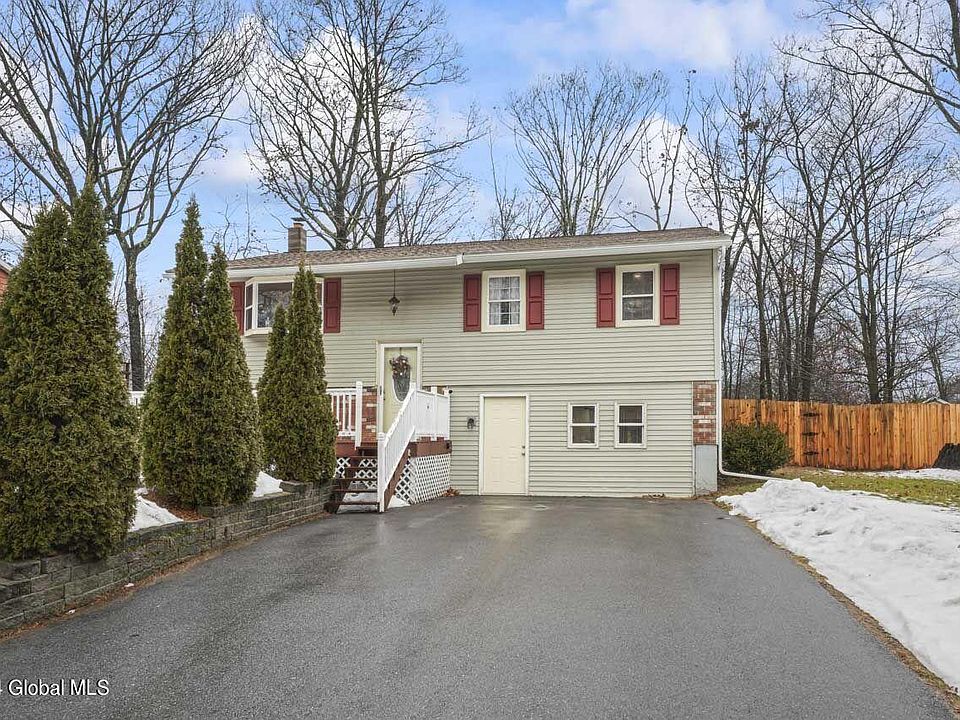 32 Ferndell Spring Drive, Saratoga Springs, NY 12866 Zillow