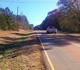 2nd image of 846 Glades Rd