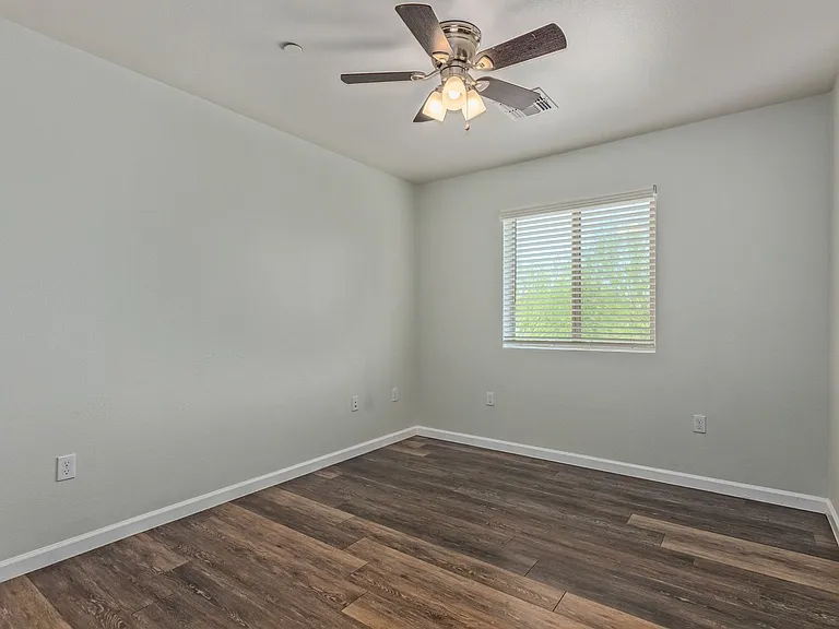 5112 N 17th Ave — Photo 24