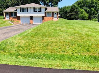 7080 Oriole Ave NW, North Canton, OH 44720