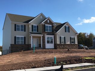 1852 Candlewyck Ln, Green Lane, PA 18054