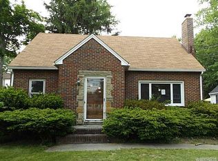 272 E Main St, Hamburg, NY 14075