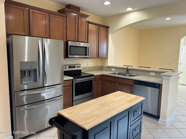 12997 Sunset Lake Dr — Photo 2
