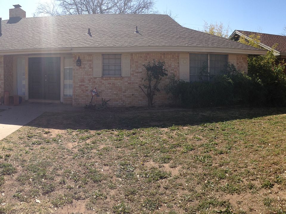 1st image of 2842 E 21st St