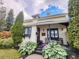 9 Riverview Rd, Grand Falls Windsor, NL A2A1X4