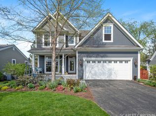 918 Howard St, Wheaton, IL 60187