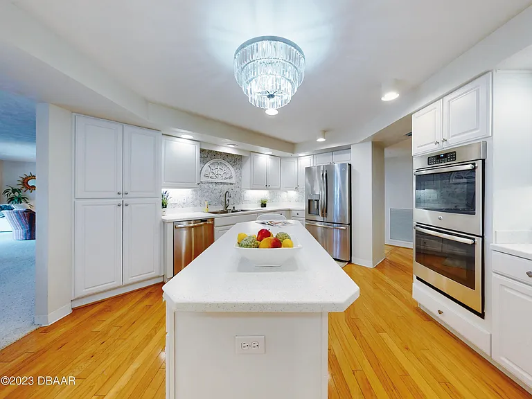 1 John Anderson Dr #Penthouse 7 — Photo 44