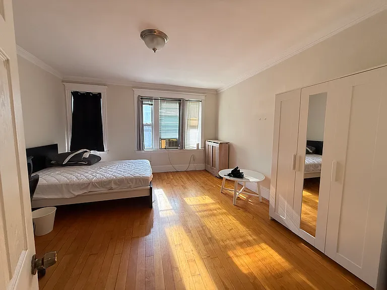 47 Park Vale Ave #5 — Photo 5