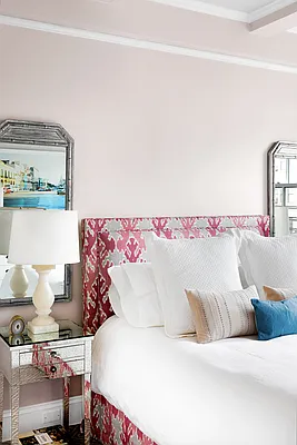 Sold by Compass | media 31