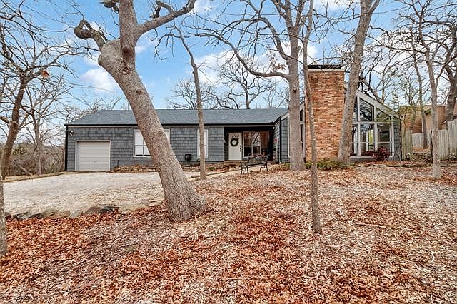 1st image of 3 Tanglewood Dr