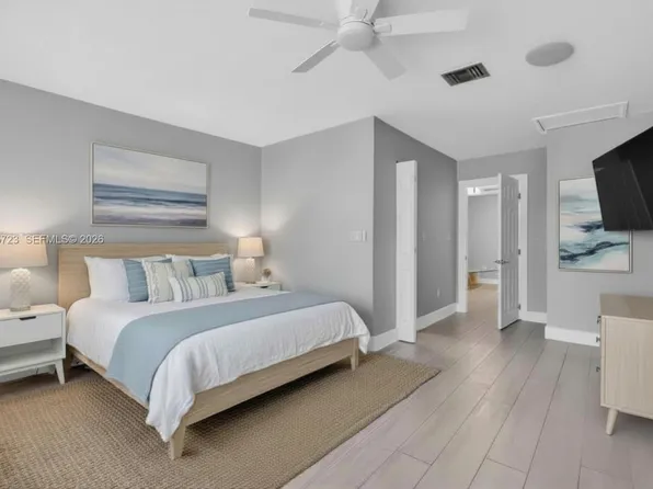 217 SE 5th St, Dania Beach, FL 33004