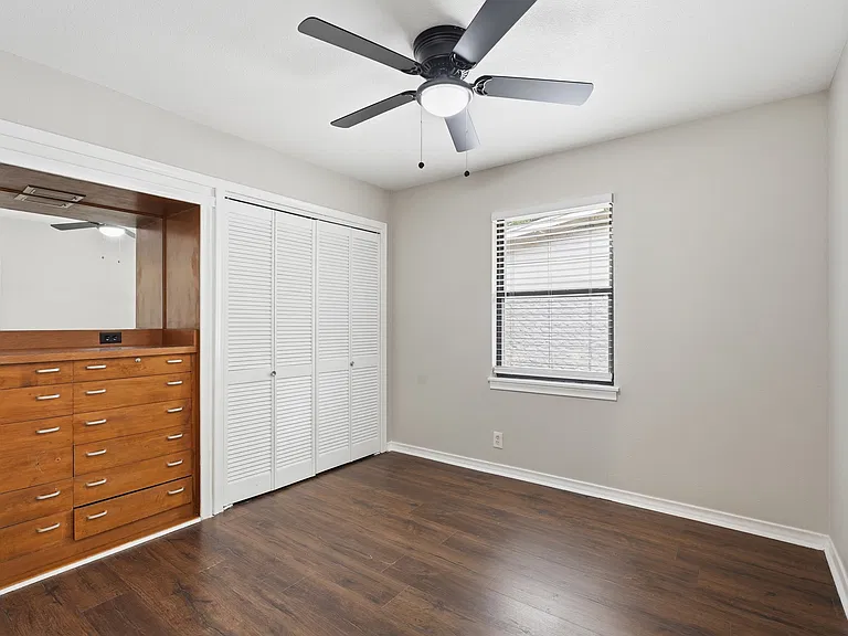 1510 Juanita Dr — Photo 20
