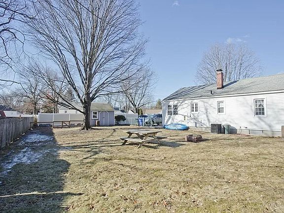 2nd image of 9 Duggan Cir
