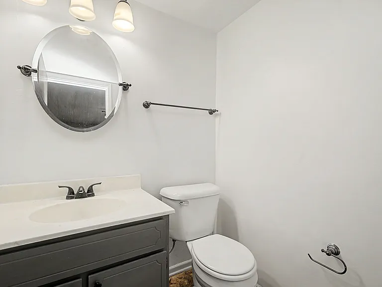 1406 Old Town Ct — Photo 21