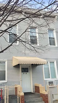 Rented by Halvatzis Realty | media 22