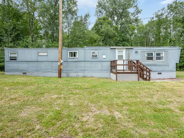 1256 W Bradford Rd, Breckenridge, MI 48615