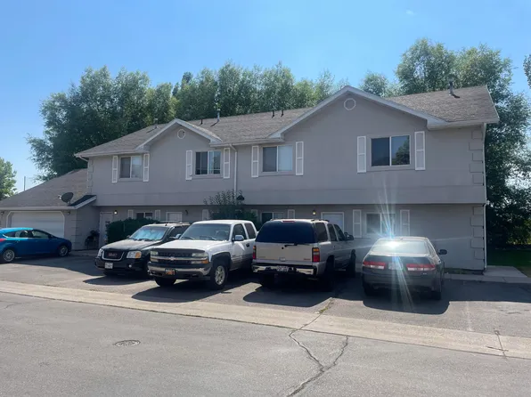 4 Fairway Ln APT 4, Logan, UT 84321