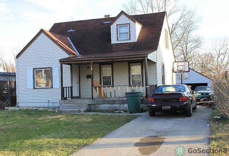 1st image of 2095 Argyle Dr