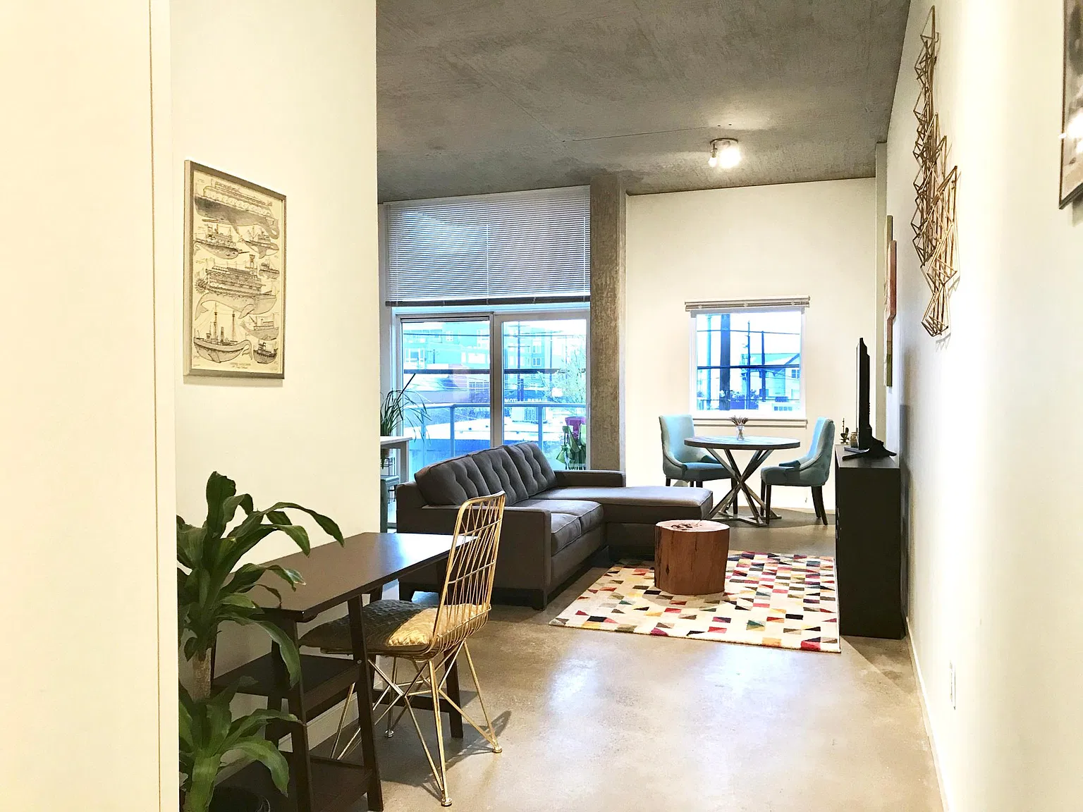 1 bed, 798 sqft, $2,340 — Photo 1