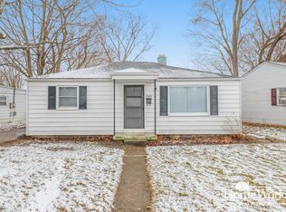 2431 Riverside Dr, South Bend, IN 46616