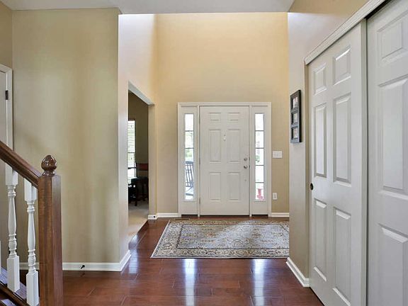 4th image of 5531 Pensworthy Dr