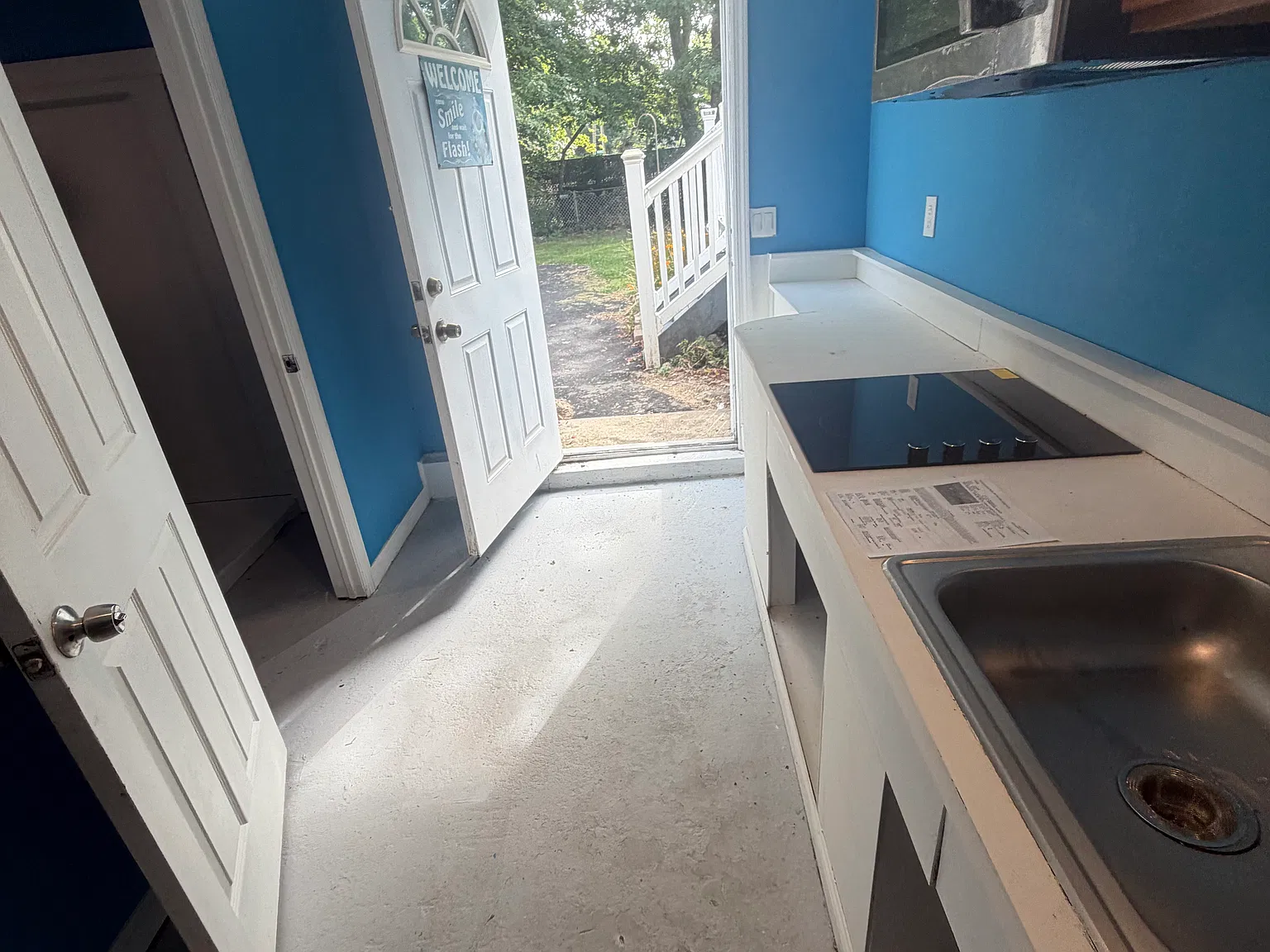 Parkwood Dr — Photo 4