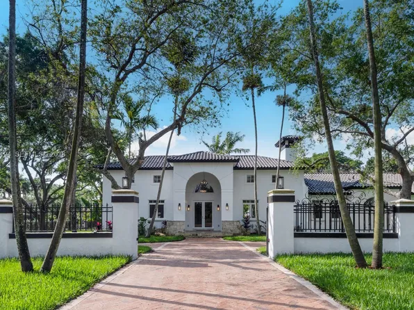 6200 SW 130th Ter, Pinecrest, FL 33156