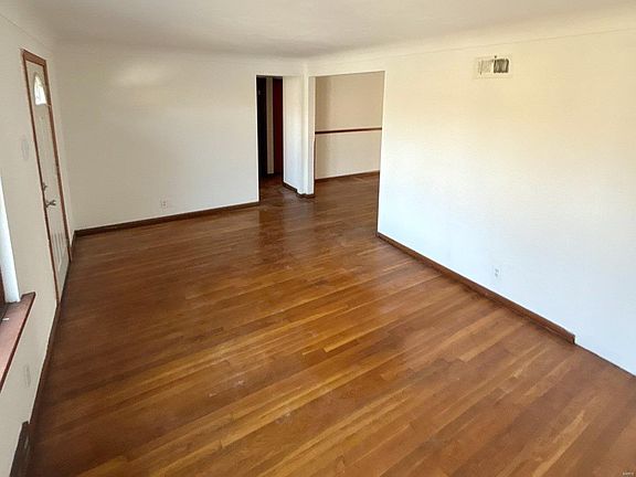 5th image of 34 Hawkesbury Dr
