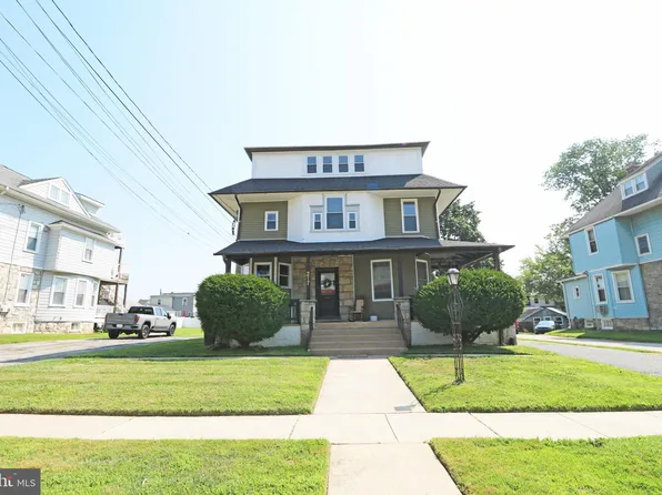 217 W Garfield Ave, Norwood, PA 19074