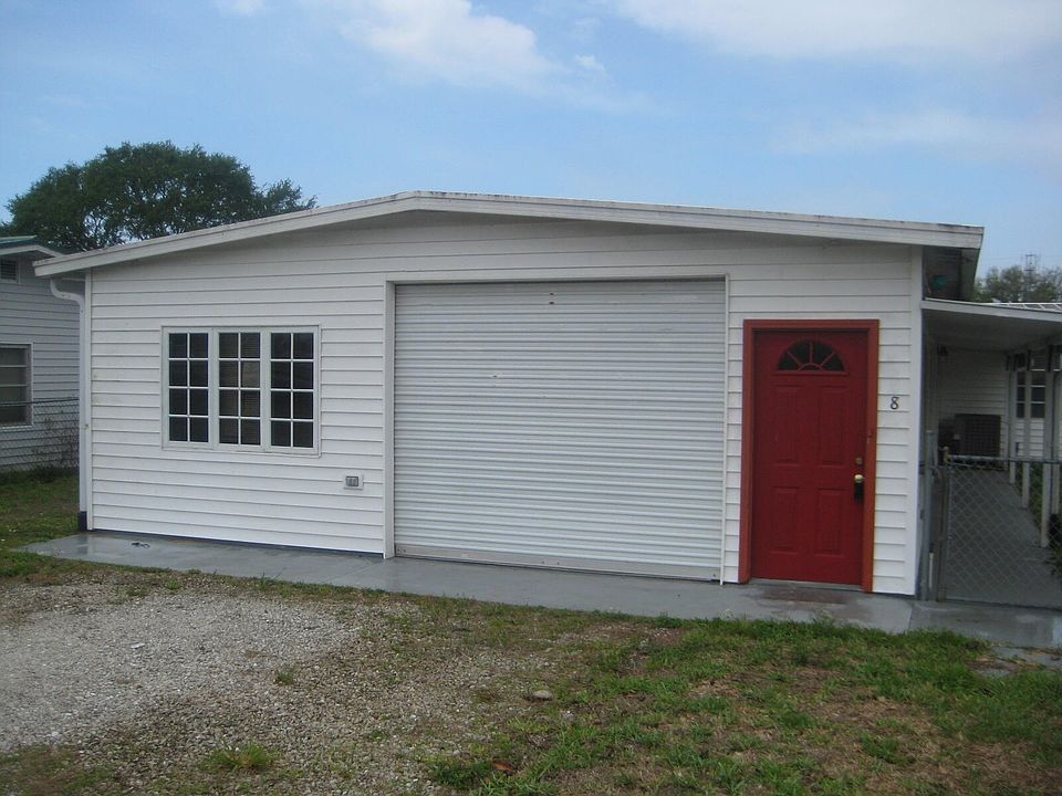 1st image of 1096 8th Street