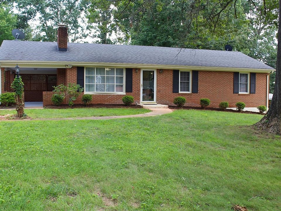 1st image of 153 Laurel Dr