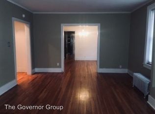 1060 35th St APT 2, Des Moines, IA 50311