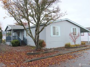 506 Mallard Ln, Longview, WA 98632