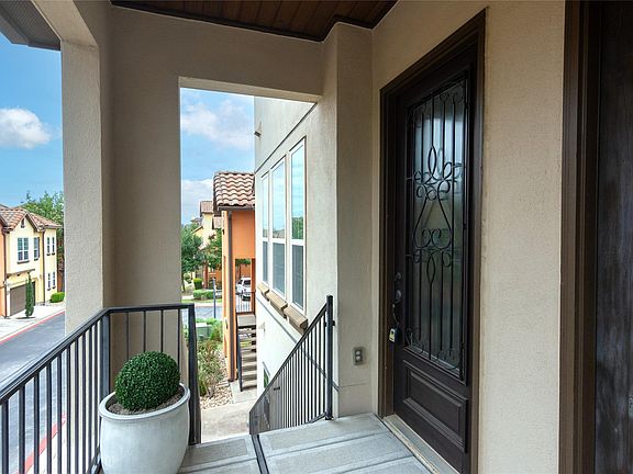 3rd image of 12205 Terraza Cir #59