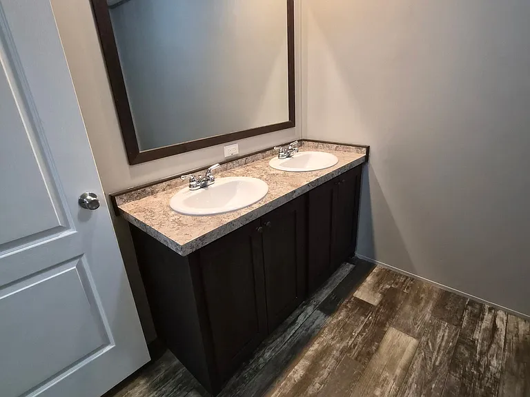 9945 Woodville Ct — Photo 8